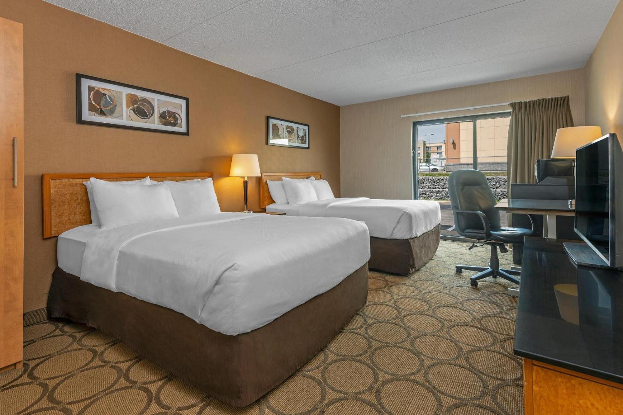 Comfort Inn West Едмънтън Екстериор снимка