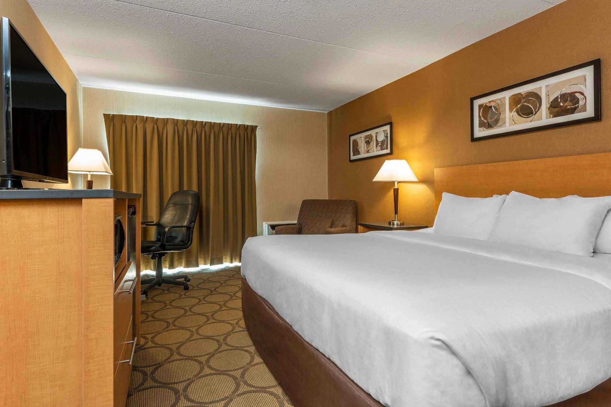 Comfort Inn West Едмънтън Екстериор снимка